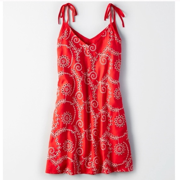 AE Tie Strap Shift Dress Embroidered - Picture 2 of 8